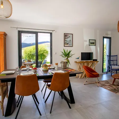 Holiday L'hirondelle By Interhome * Pornic