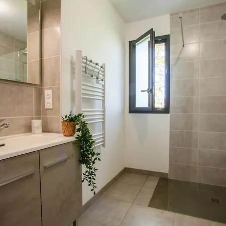 Holiday L'hirondelle By Interhome